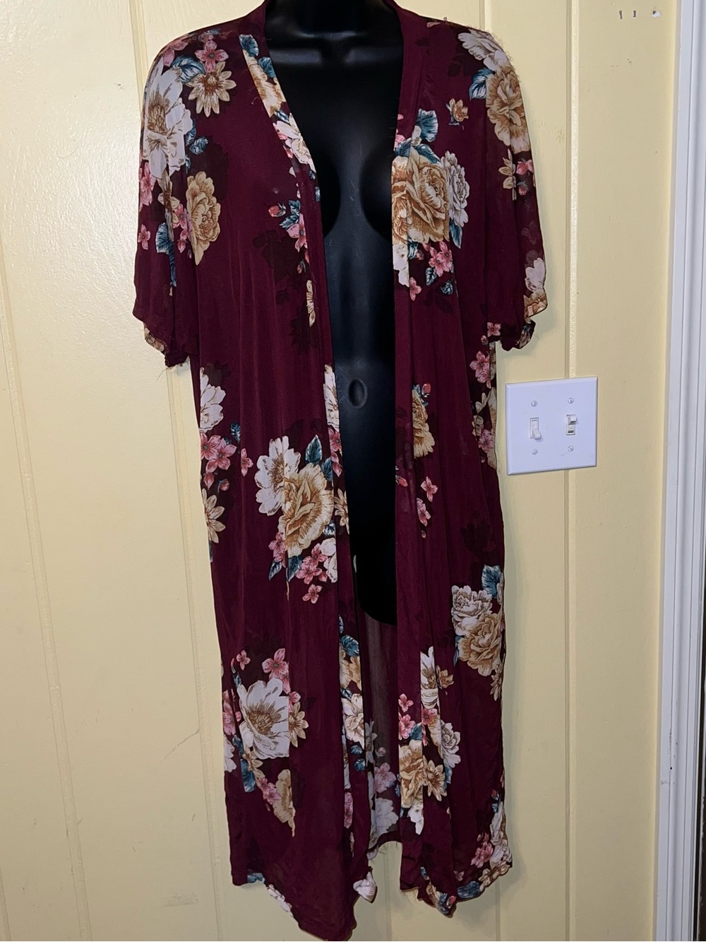 Shelly Burgundy Floral Kimono Sheer Wide Sleeve Duster Boho Oversized Size S - Picture 2 of 9
